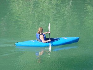 femalekayaker